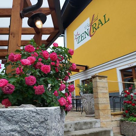 Gasthof Zentral Feistritz an der Drau المظهر الخارجي الصورة